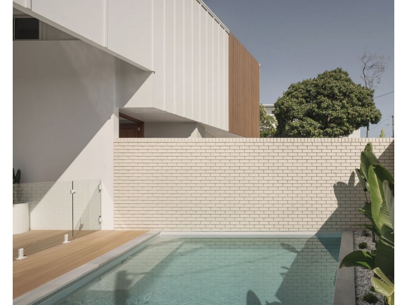 6 Aventine Street, Seven Hills QLD 4170