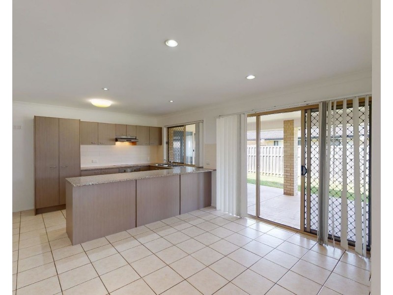 95 Hollywood Avenue, Bellmere QLD 4510