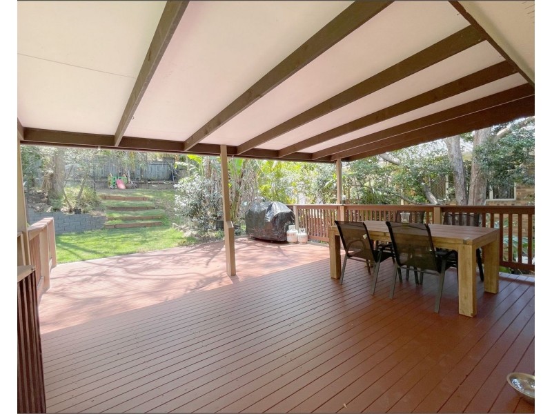 14 Yeerinbool Court, Arana Hills QLD 4054