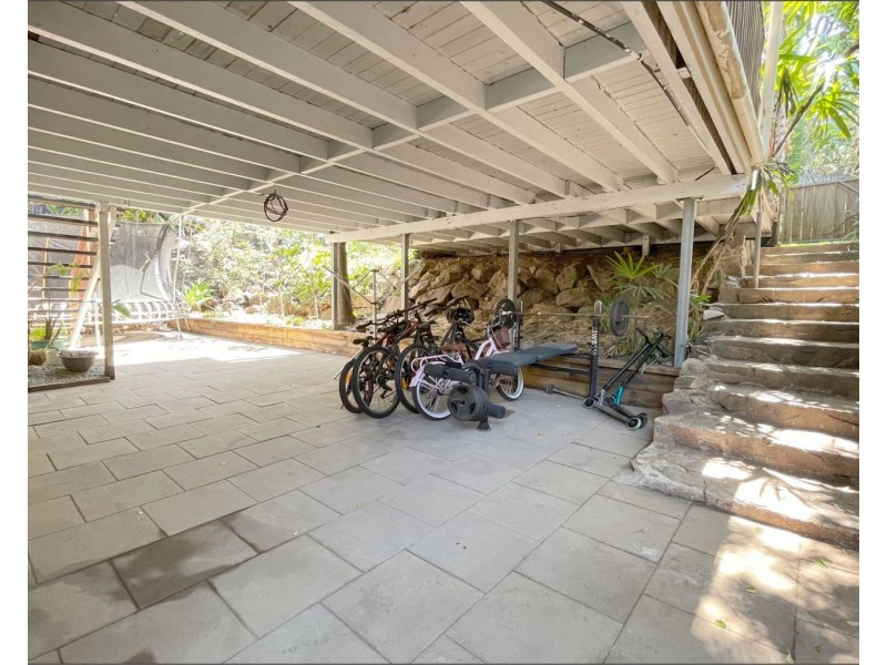 14 Yeerinbool Court, Arana Hills QLD 4054