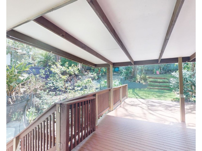 14 Yeerinbool Court, Arana Hills QLD 4054