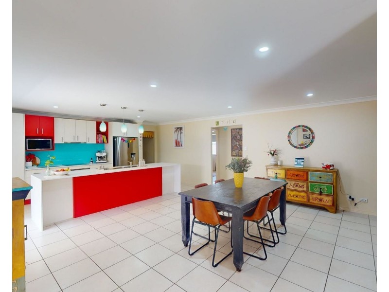 185 Summerfields Drive, Caboolture QLD 4510