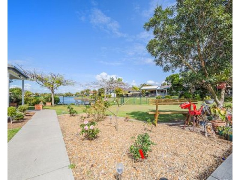 6/56 Biggs Avenue, Beachmere QLD 4510