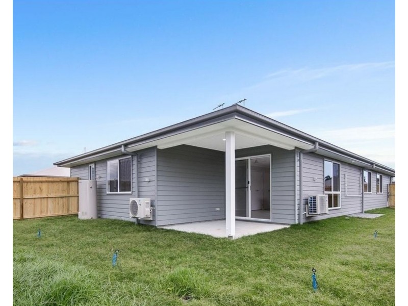 2/23 Courtie Street, Bellmere QLD 4510