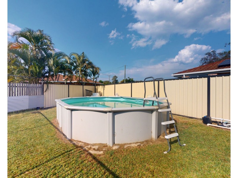 9 Barossa Crescent, Caboolture South QLD 4510