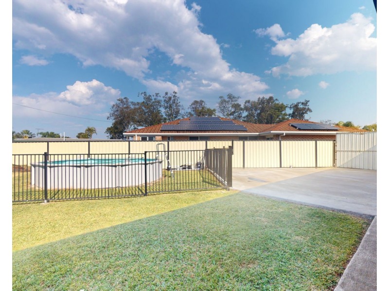 9 Barossa Crescent, Caboolture South QLD 4510