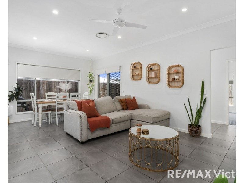 7 Link Street, Narangba QLD 4504