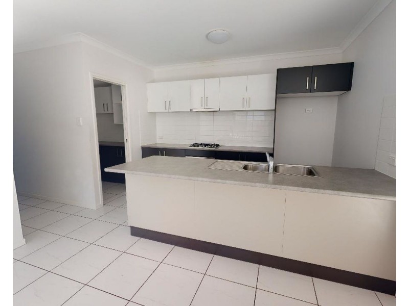 4 Rosewood Street, Caboolture South QLD 4510