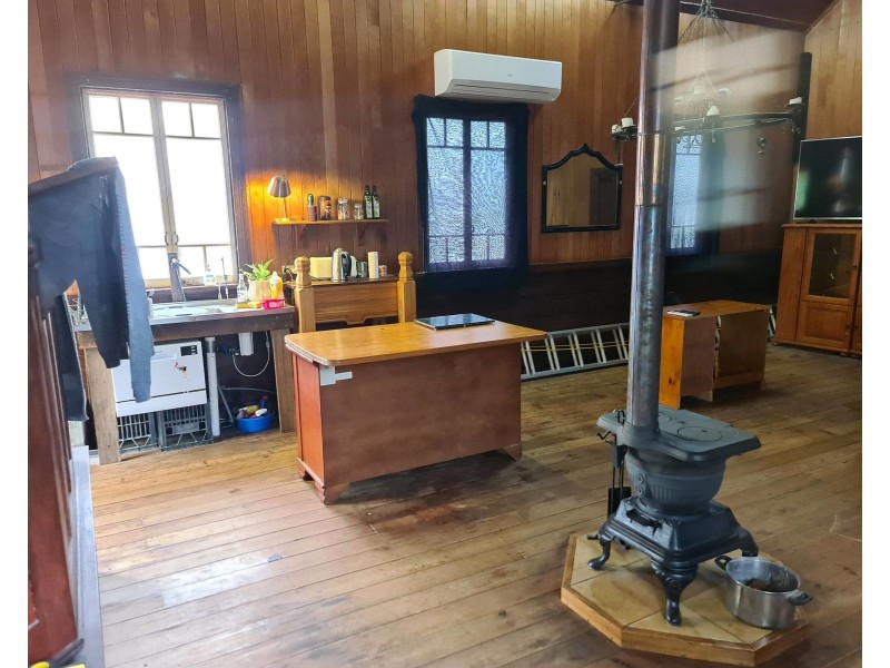 15 Anna Street, Linville QLD 4306