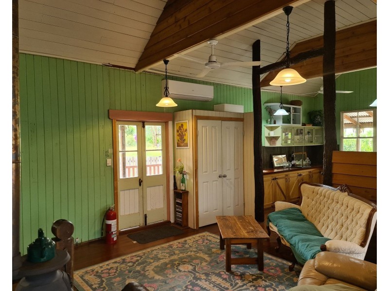 15 Anna Street, Linville QLD 4306