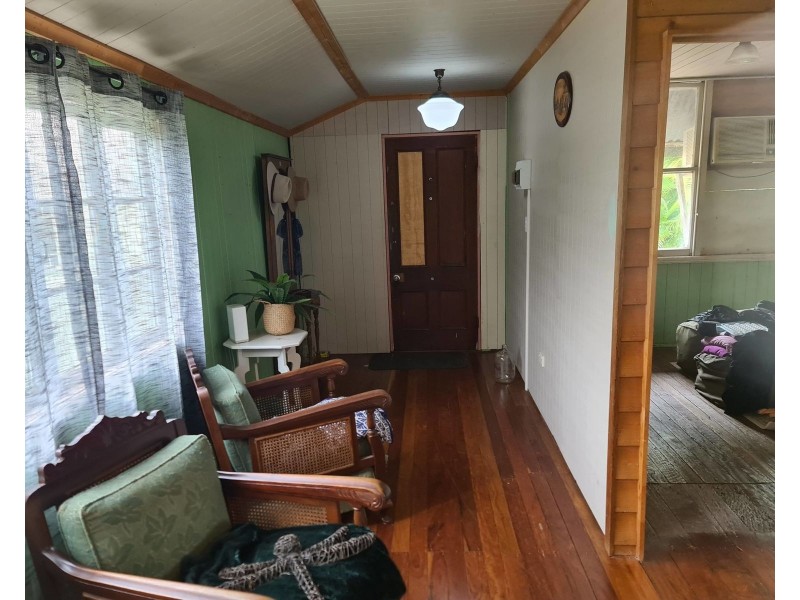 15 Anna Street, Linville QLD 4306