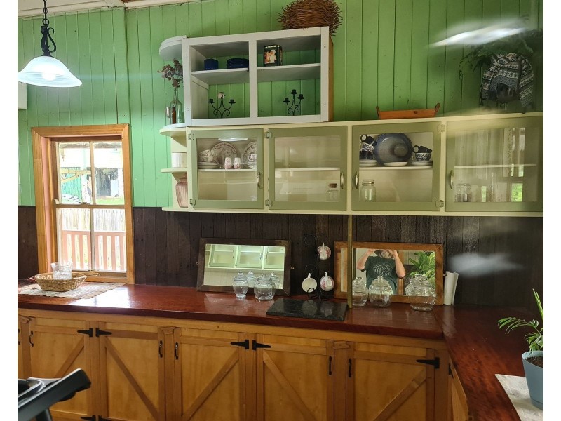 15 Anna Street, Linville QLD 4306