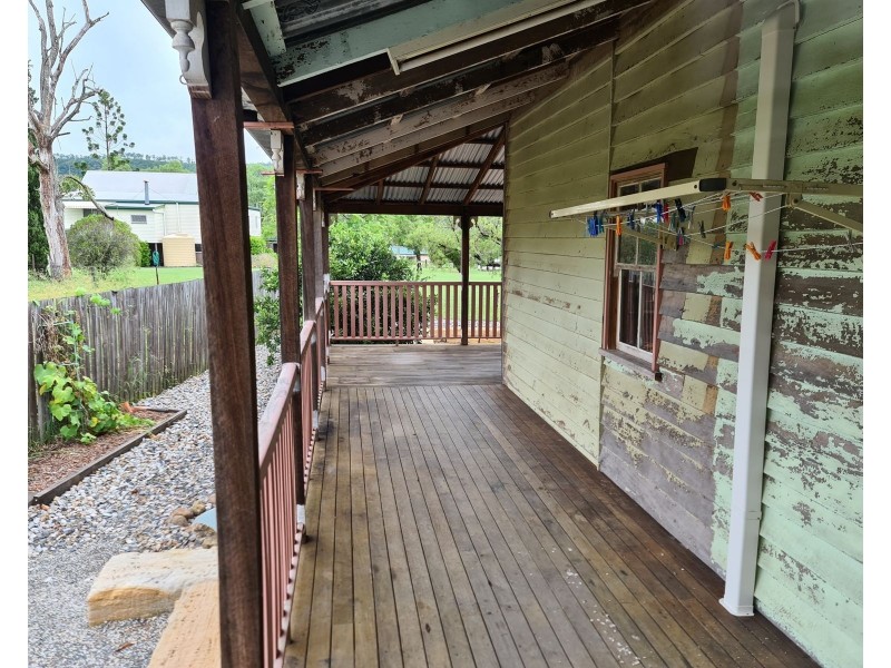 15 Anna Street, Linville QLD 4306