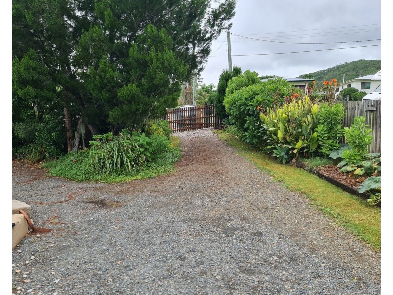 15 Anna Street, Linville QLD 4306