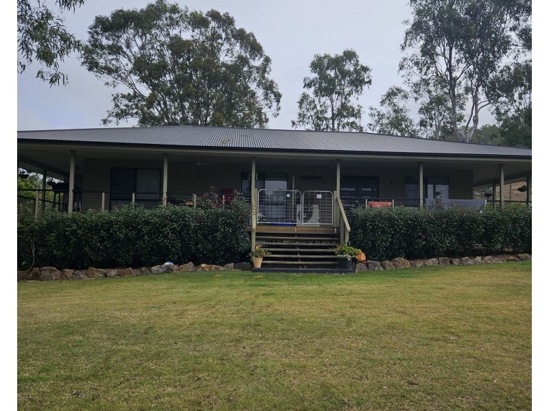 17 Church Street, Moore QLD 4306