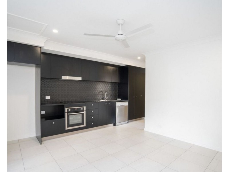 2/35 Weyba Street, Morayfield QLD 4506
