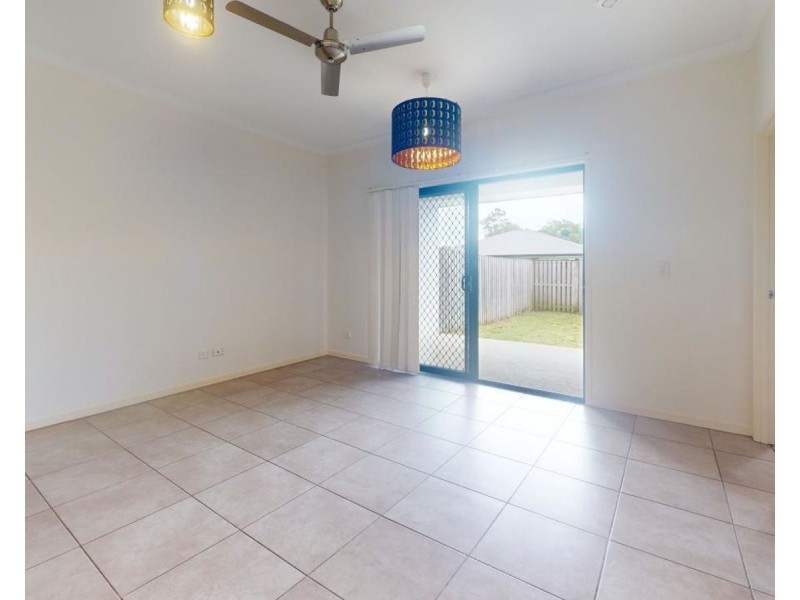 2/41 Paradise Road, Burpengary QLD 4505