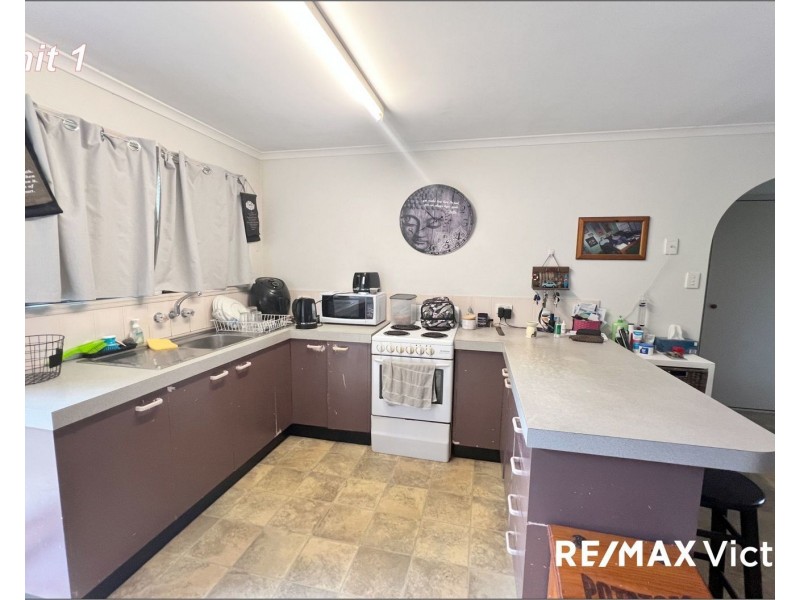 1 & 2/8 Hazelnut Drive, Caboolture South QLD 4510