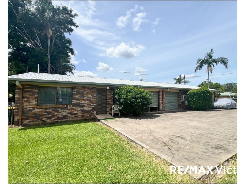 1 & 2/8 Hazelnut Drive, Caboolture South QLD 4510