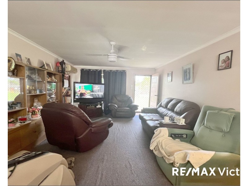 1 & 2/8 Hazelnut Drive, Caboolture South QLD 4510