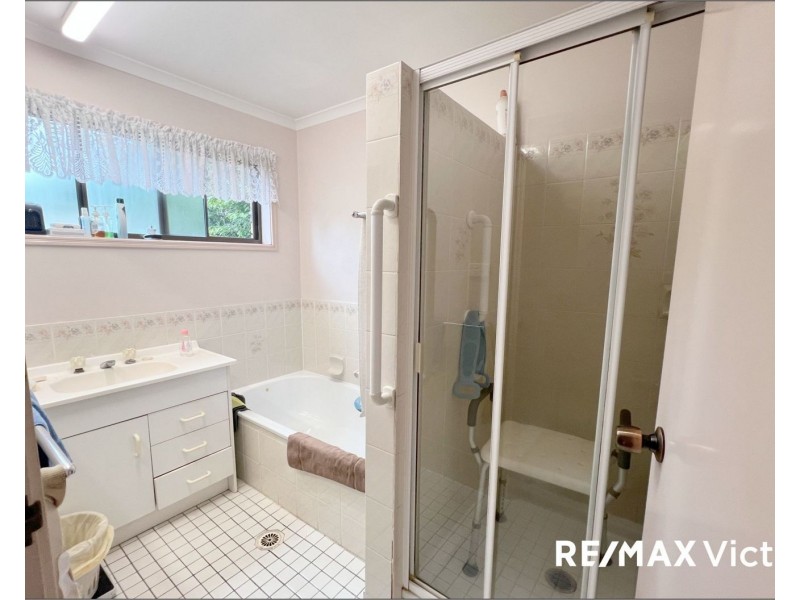 1 & 2/8 Hazelnut Drive, Caboolture South QLD 4510