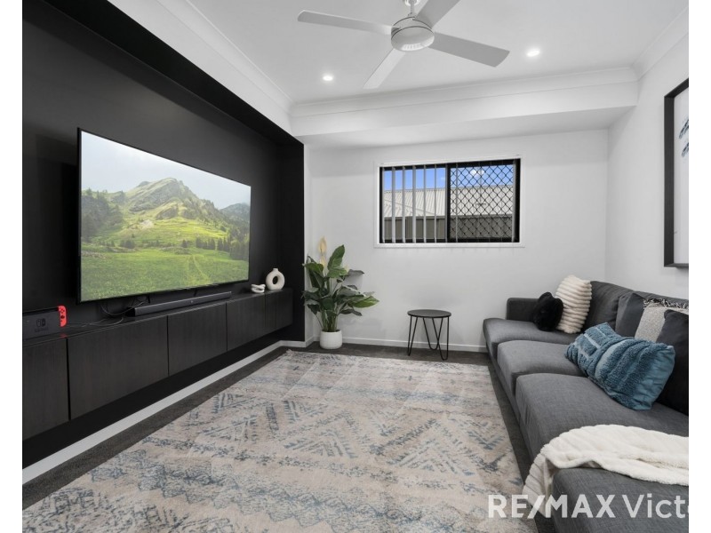 13 Hinchinbrook Circuit, Morayfield QLD 4506