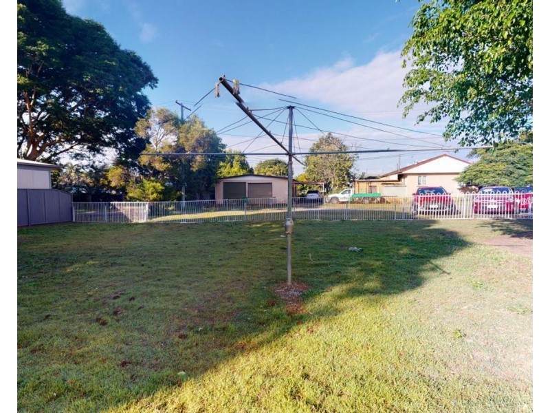 24 Kent Street, Kallangur QLD 4503
