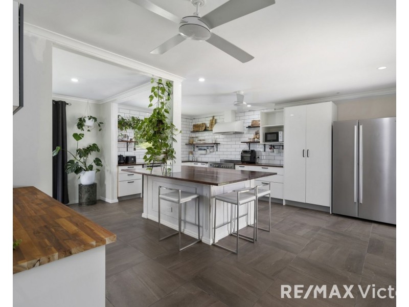 14 McNamara Crescent, Morayfield QLD 4506