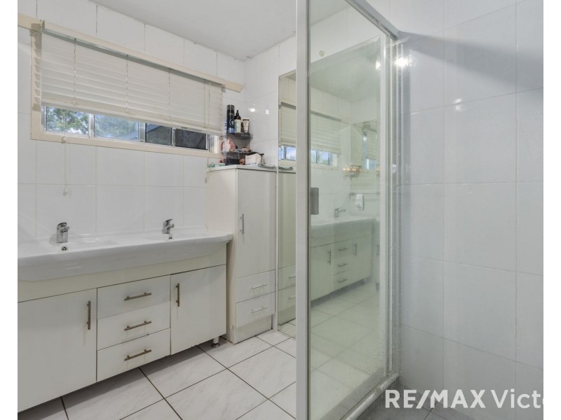 27 Henderson Road, Burpengary QLD 4505