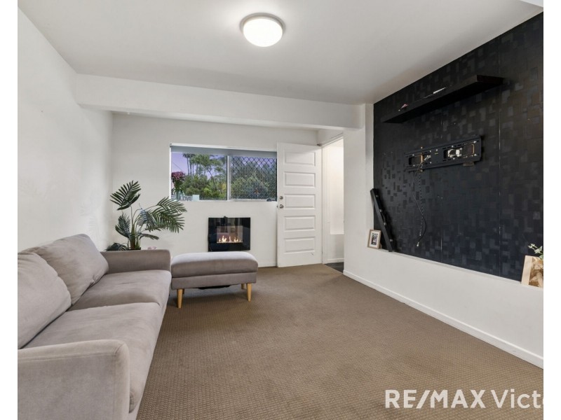 27 Henderson Road, Burpengary QLD 4505