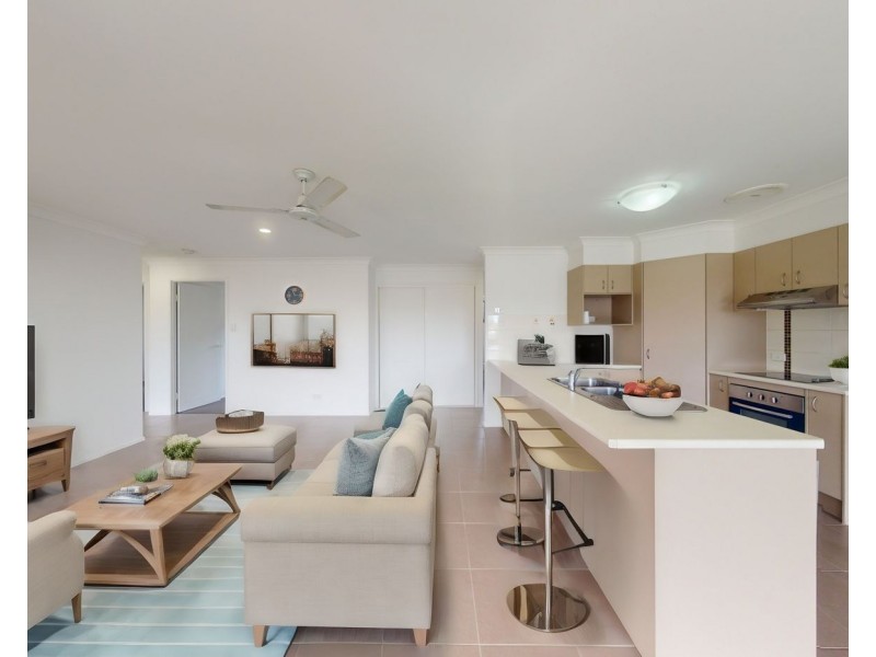 34 Renmark Crescent, Caboolture South QLD 4510