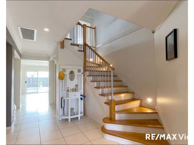 2 Whiteoak Place, Caboolture QLD 4510