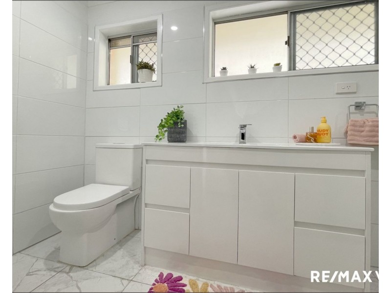 21 Glenwood Drive, Morayfield QLD 4506