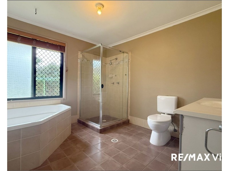 1 Burgundy Drive, Morayfield QLD 4506