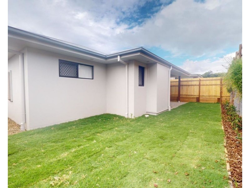 8 Wellside Street, Morayfield QLD 4506