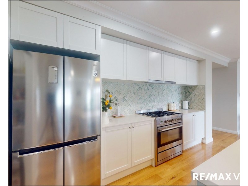 6 Summerstone Boulevard, Morayfield QLD 4506