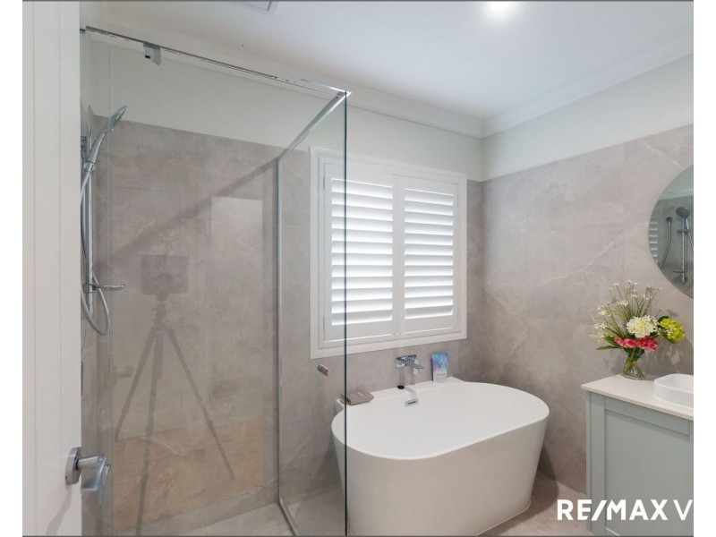 6 Summerstone Boulevard, Morayfield QLD 4506