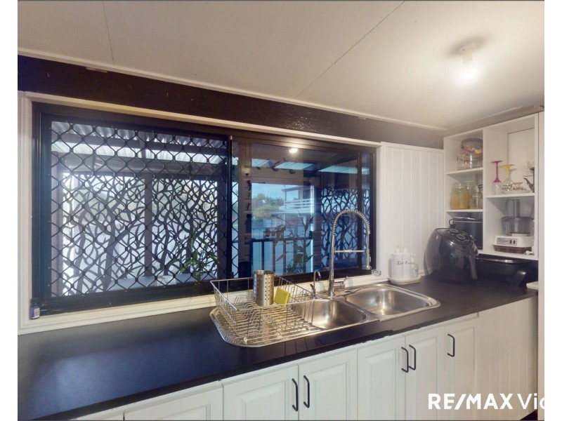 11 Smiths Road, Caboolture QLD 4510