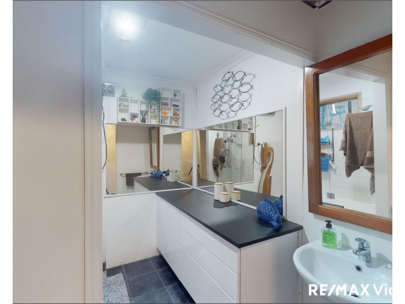 11 Smiths Road, Caboolture QLD 4510