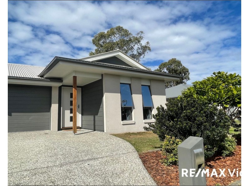 2/49 Cronin Street, Morayfield QLD 4506
