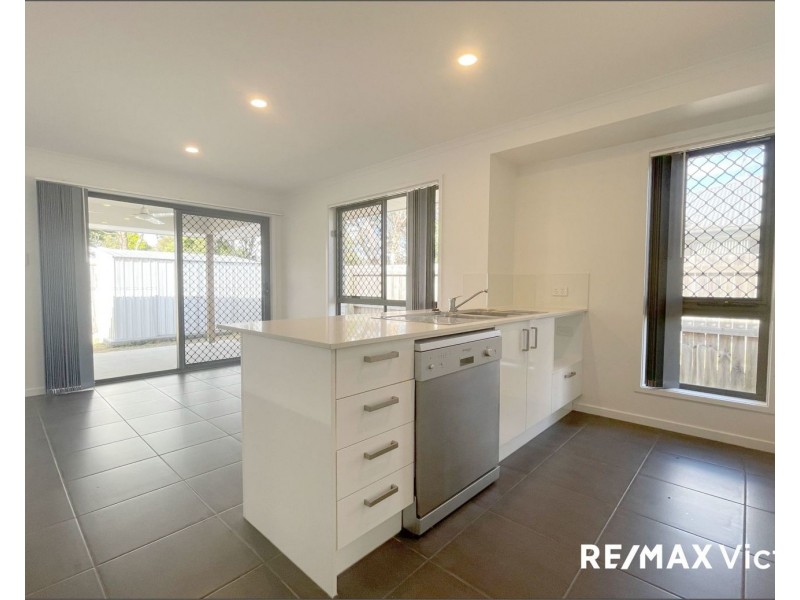 2/49 Cronin Street, Morayfield QLD 4506
