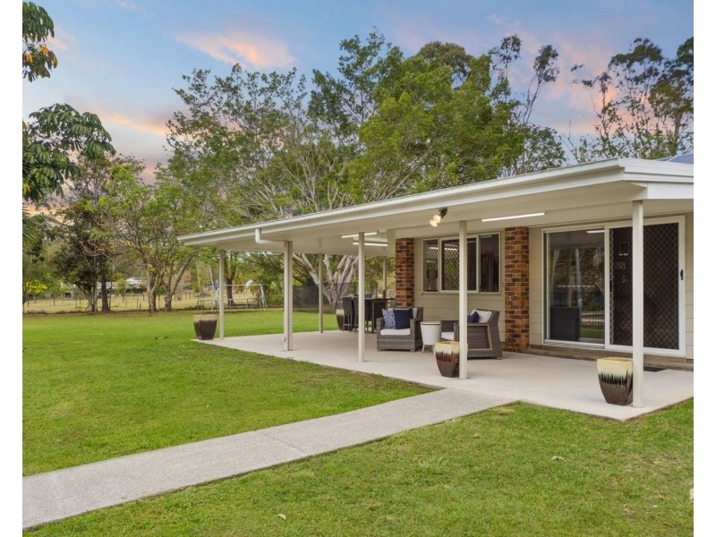 20-22 Wedgebill Court, Elimbah QLD 4516