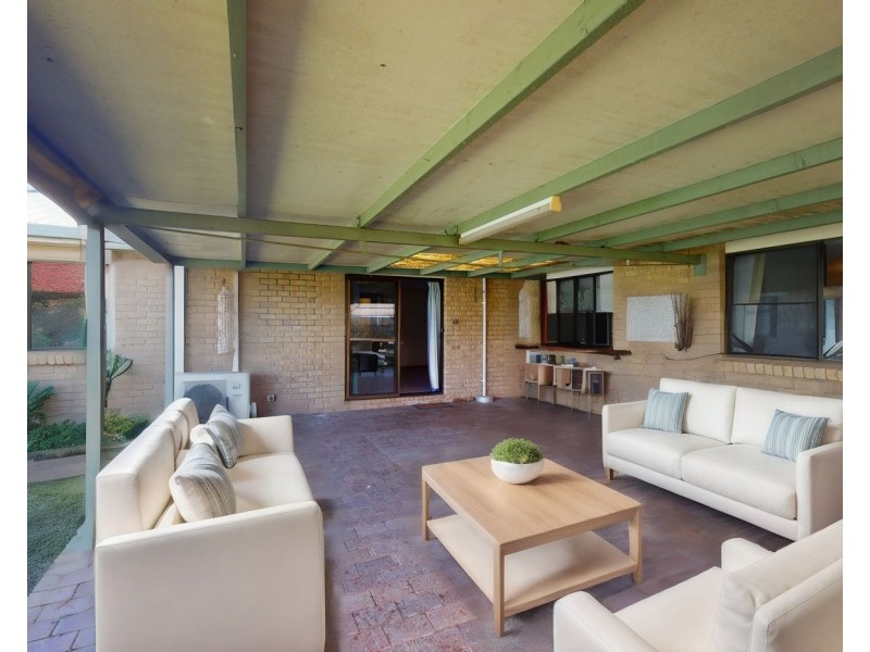 21 Fairway Court, Caboolture QLD 4510