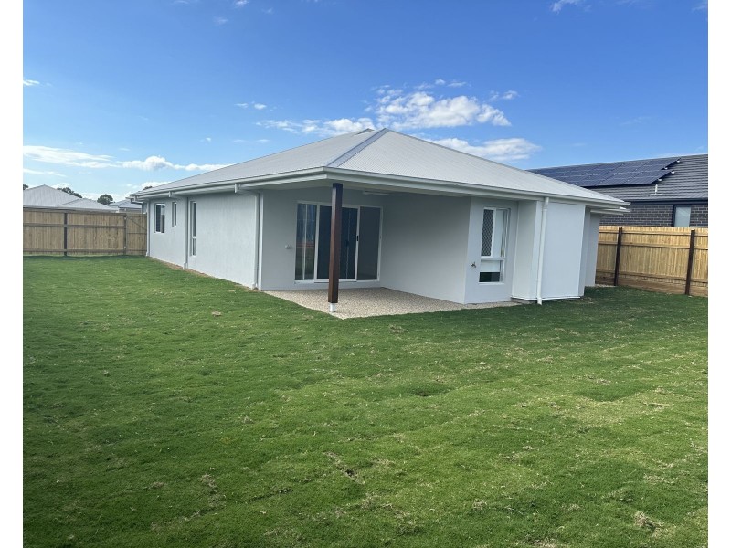 12 Wellside Street, Morayfield QLD 4506