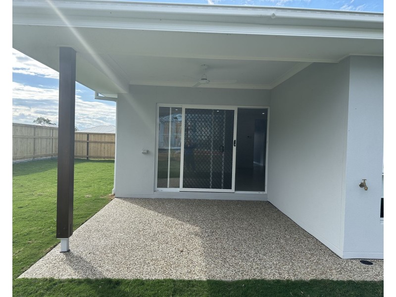 12 Wellside Street, Morayfield QLD 4506