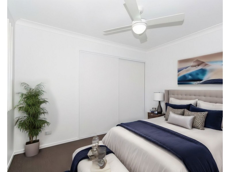 1&2/11 Awoonga Crescent, Morayfield QLD 4506