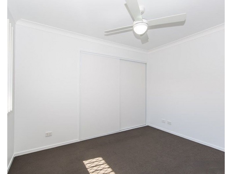 1&2/11 Awoonga Crescent, Morayfield QLD 4506