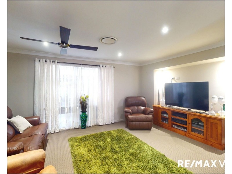 1 Briggs Drive, Caboolture QLD 4510