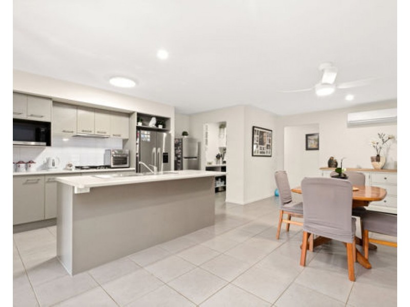 40 Willowleaf Circuit, Upper Caboolture QLD 4510