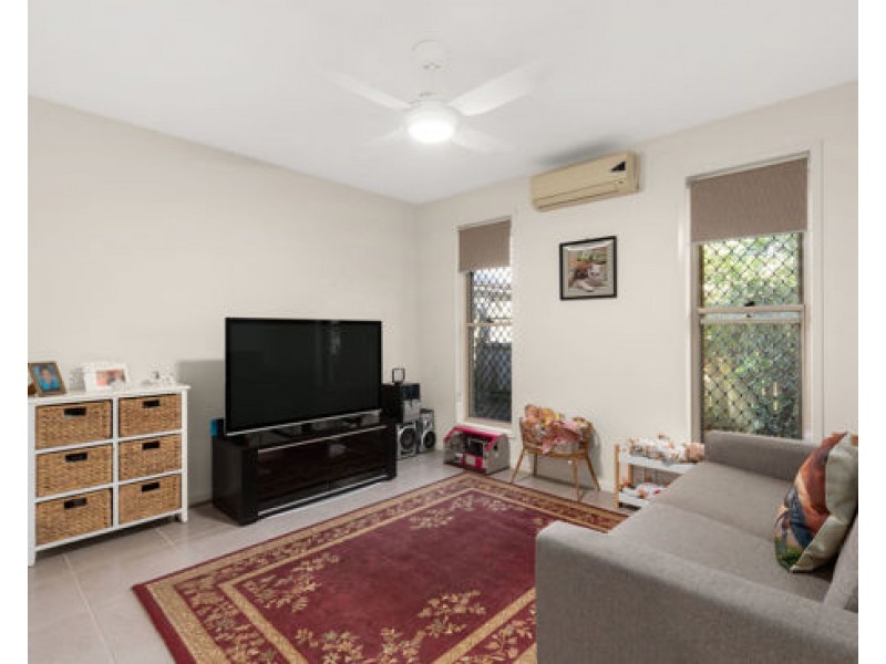 40 Willowleaf Circuit, Upper Caboolture QLD 4510
